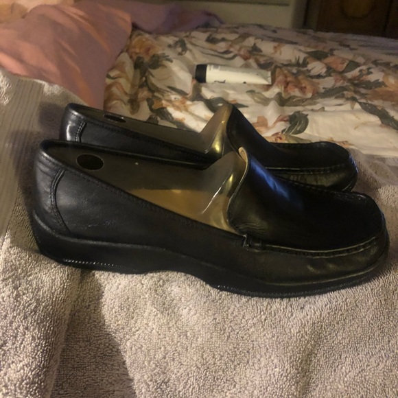 🤩Host Pick🤩 Anne Klein loafers - Picture 5 of 7